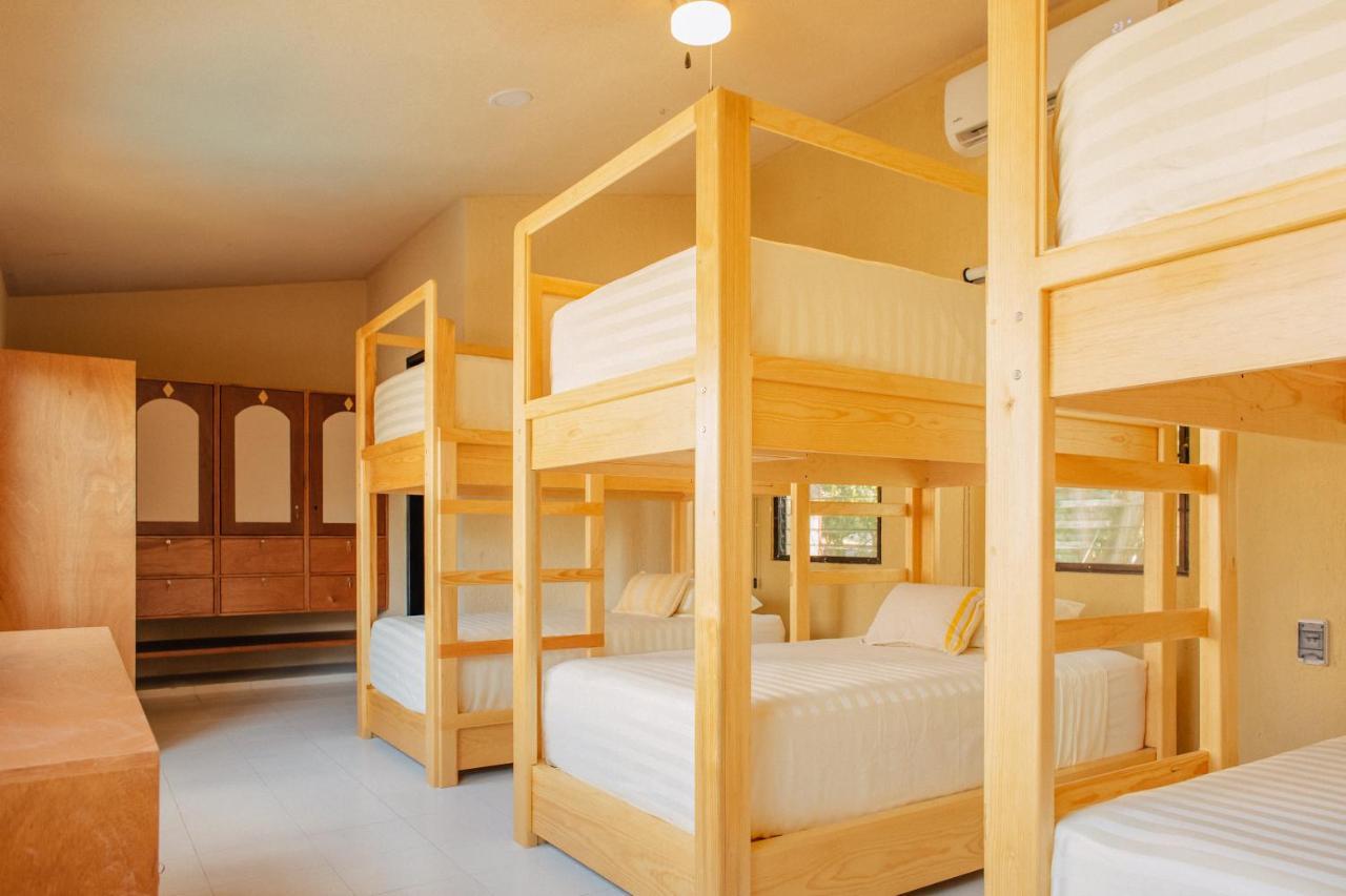 Casa Encuentro De Joaquin Garcia Hostel Мерида Екстериор снимка