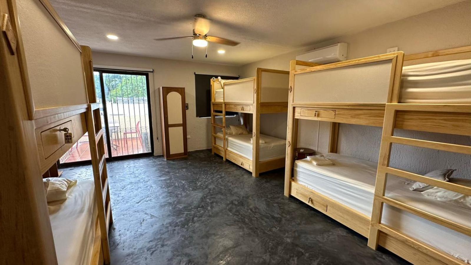 Casa Encuentro De Joaquin Garcia Hostel Мерида Екстериор снимка